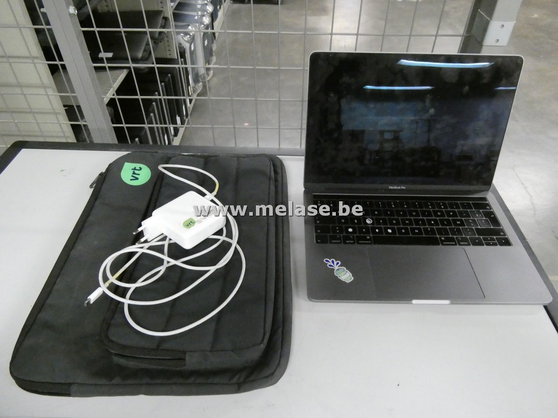 Laptop "Apple"