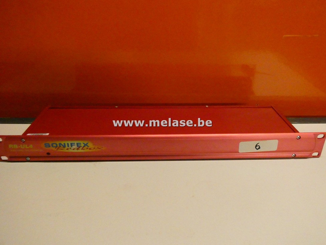 Quad UNBAL-BAL converter "Sonifex Redbox"