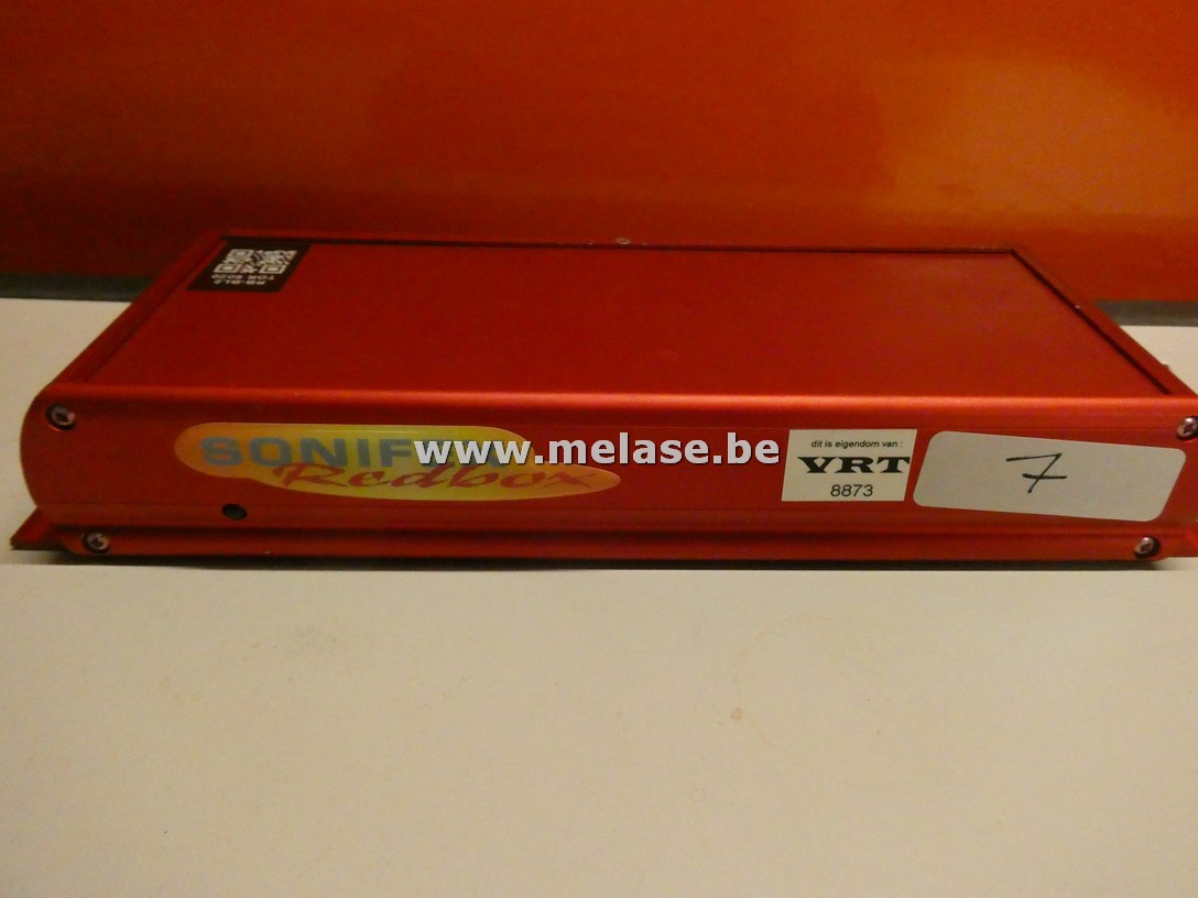 Balanced - Unbalanced converter "Sonifex Redbox"