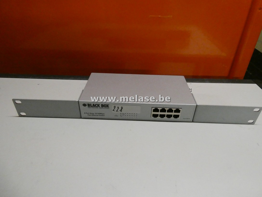 Switch (8 Port Nway 10/100Mbps) "Black Box"