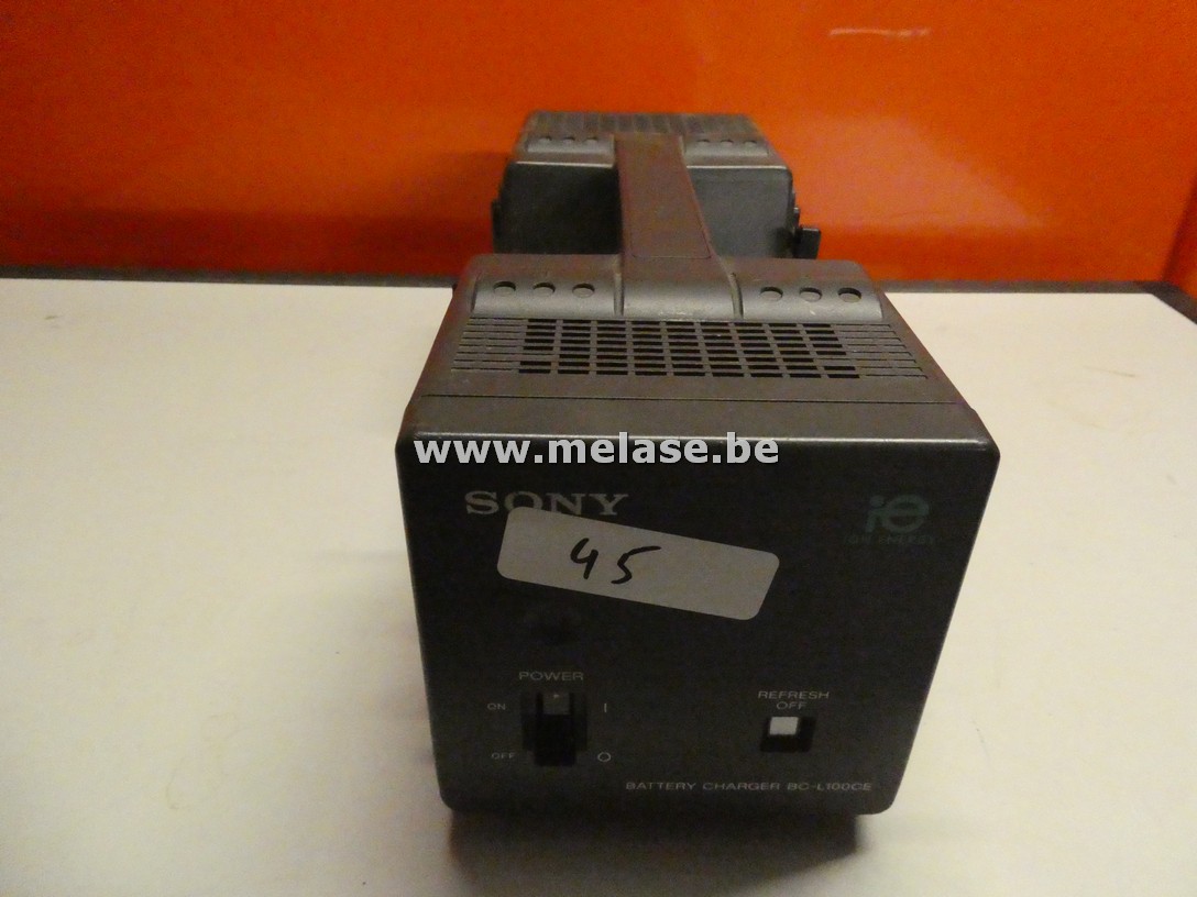 Lader voor 4 x V-mount batterij "Sony"