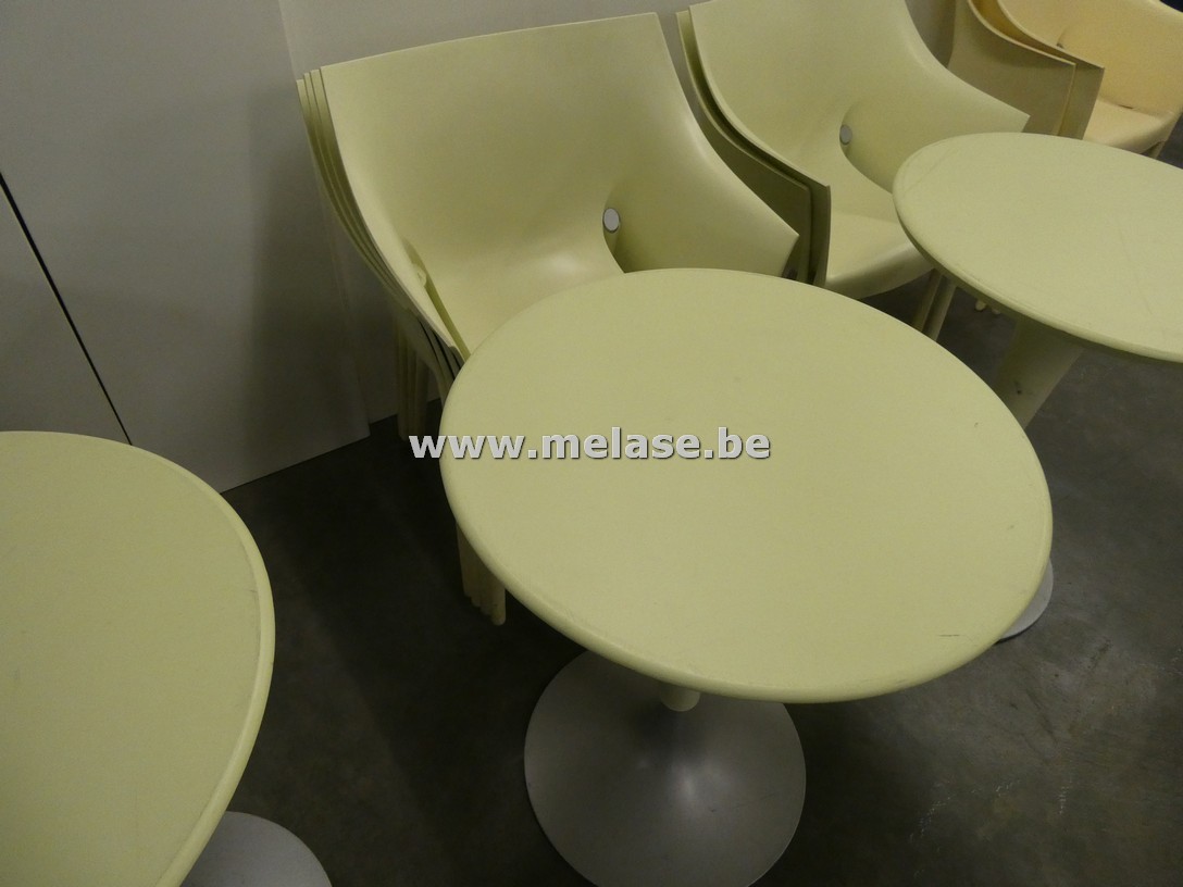 PVC armstoelen "Dr. no by Starck"