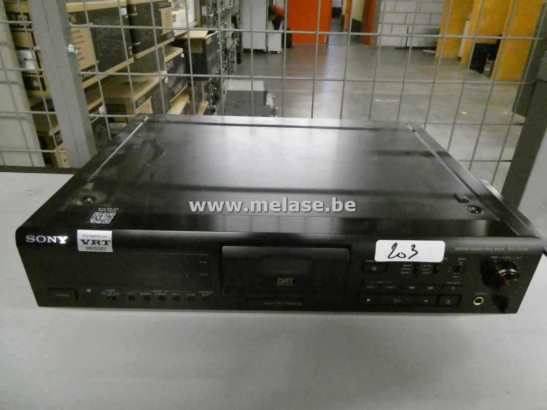 Digital Audio Tape Deck "Sony"