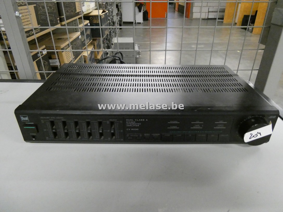 Stereo Integrated amplifier "Dual"