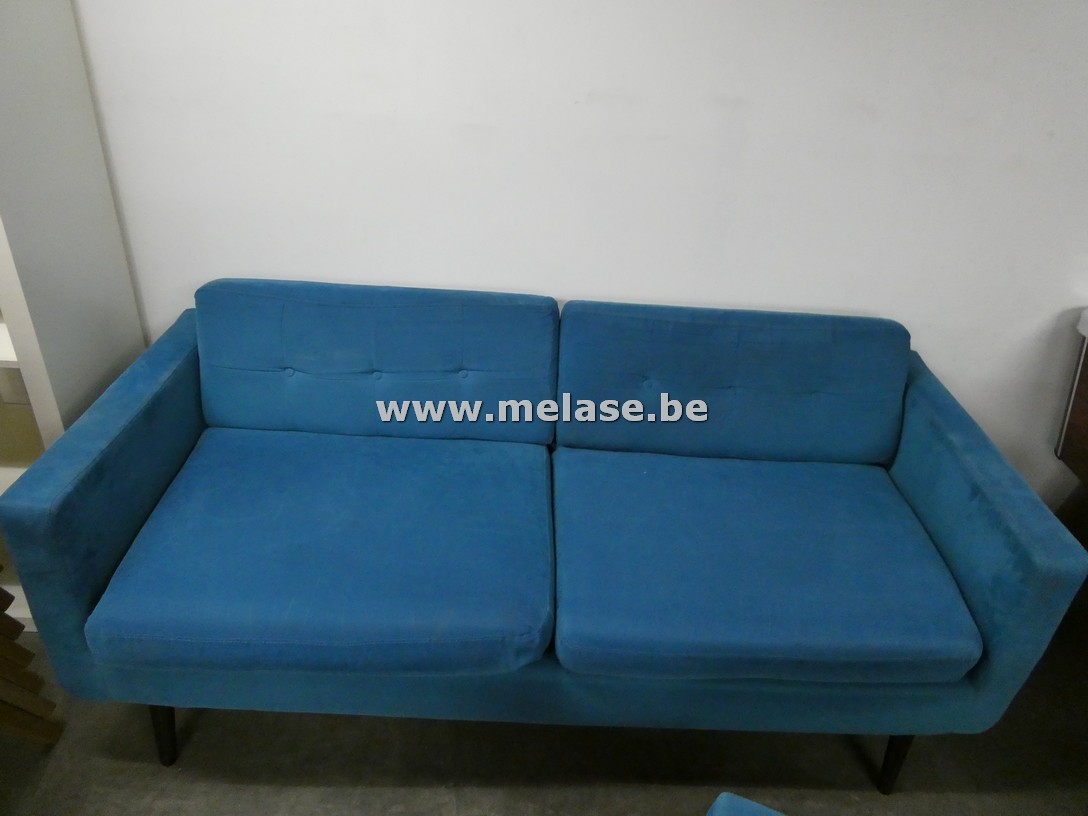 Blauwe stoffen zetel