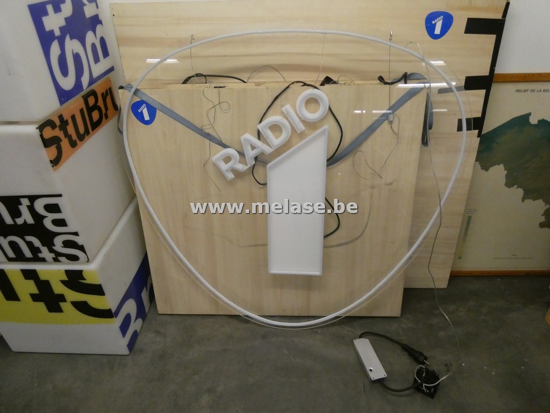 Neonverlichting "Radio 1"