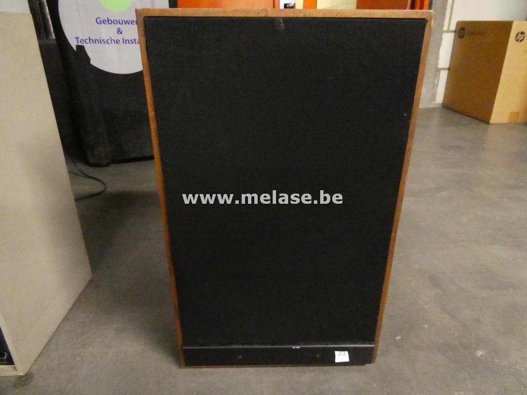 Control speaker "JBL"